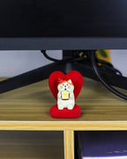 Mevodeata Cute Mini Cat Eating Toast Bread Figurine with Small Sofa Resin Figure for Office Home Decor for Cat Lovers (Love Shaped Sofa) - Image 3