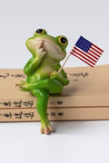 Frog Figurine, Patriotic Resin Frog Statue with Flag, Shelf Decor for Living Room Desk Office, Funny Frog Outdoor Decor for Yard Patio Porch and Lawn, Garden Frog Gifts for Women and Men by Fuzrea