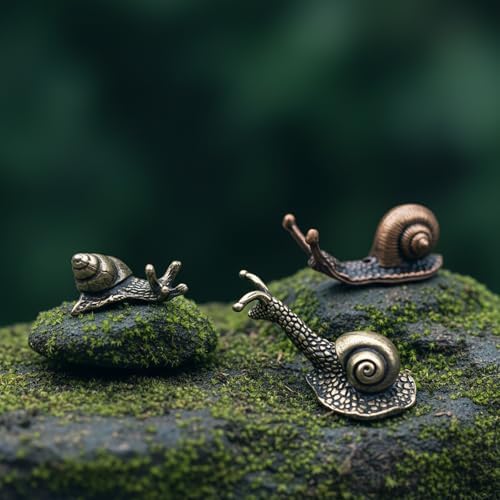 3Pcs Brass & Alloy Snail Statue mini Ornaments Retro、Antique Whimsical Cottagecore Decor, Brass Decor for Living Room、Desk and Bookshelf Figurines, Outdoor Garden Landscaping - Image 3