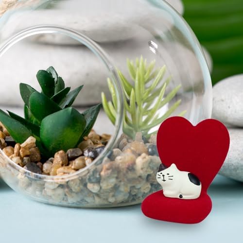 Mevodeata Cute Mini Cat Figurine with Small Sofa Resin Cat Figure for Office Home Decor - Cute Cat Gift for Cat Lovers (Love Shaped Sofa) - Image 6