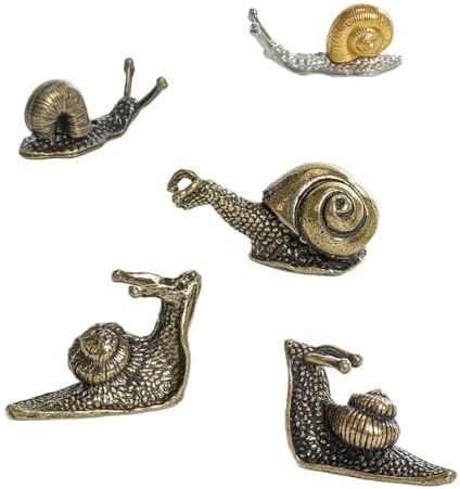 5Pcs Brass & Alloy Snail Statue mini Ornaments Retro、Antique Whimsical Cottagecore Decor, Brass Decor for Living Room、Desk and Bookshelf Figurines, Outdoor Garden Landscaping by Unknown