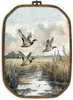 dvhdajed Vintage Mallard Duck Nursery Wall Art Decor, Country Farmhouse Duck Hunting Framed Canvas Art, Rustic Cottage Core Farm Animal Octagon Wall Hanging Decor for Bedroom Living Room, 10.2x7 Inch by dvhdajed