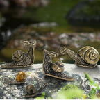 5Pcs Brass & Alloy Snail Statue mini Ornaments Retro、Antique Whimsical Cottagecore Decor, Brass Decor for Living Room、Desk and Bookshelf Figurines, Outdoor Garden Landscaping - Image 4