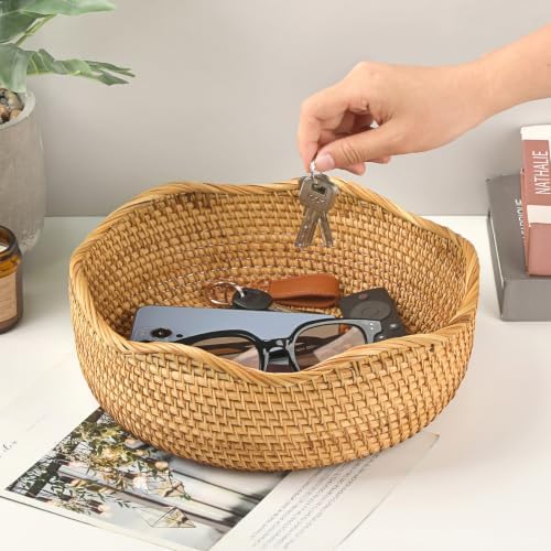 Hipiwe 10.9" Round Key Bowl for Entryway Table Handwoven Rattan Basket Tray - Image 4