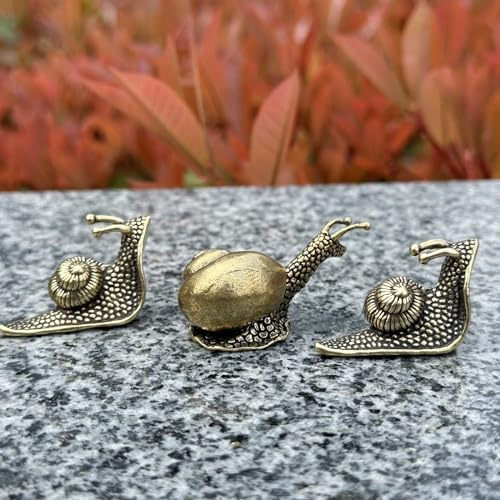 3Pcs Brass Snail Statue Set,Vintage Mini Copper Figurines for Desk Garden - Image 3
