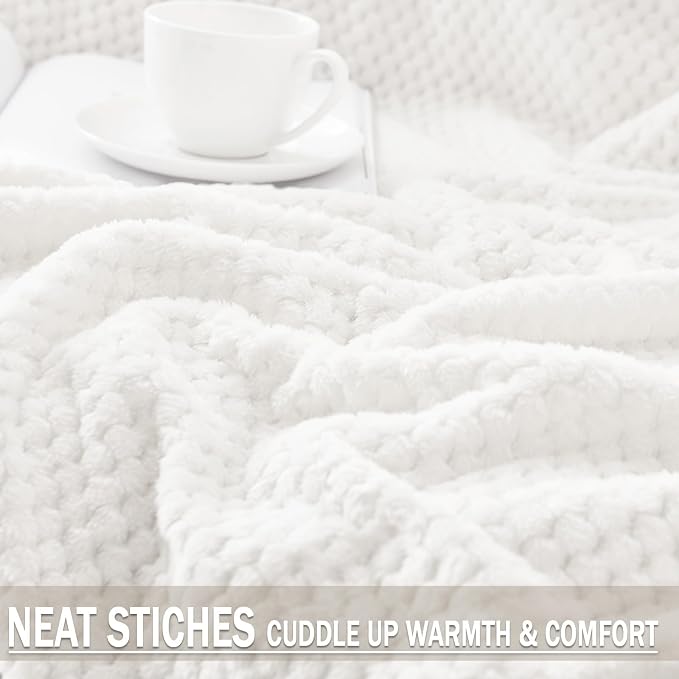 Exclusivo Mezcla Large Waffle Fleece Throw Blanket - Image 3