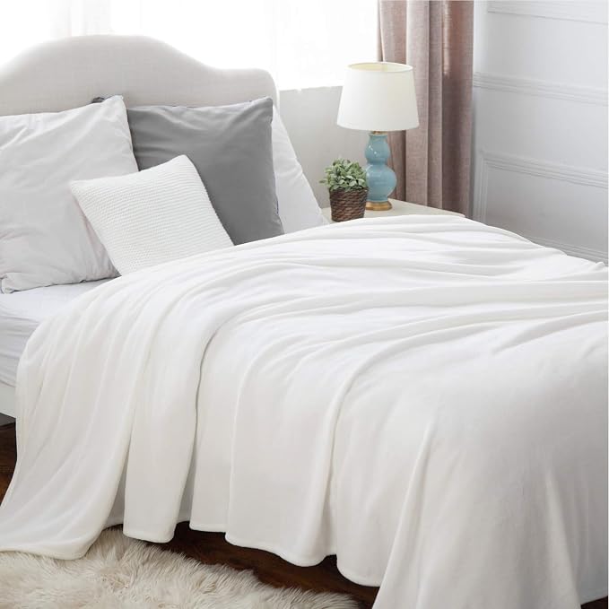 Bedsure GentleSoft White Fleece Throw Blanket - Image 8