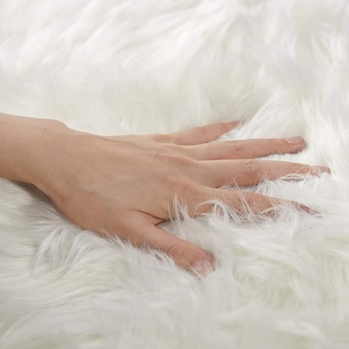SERISSA 3x5 Fluffy White Faux Fur Area Rug - Image 4