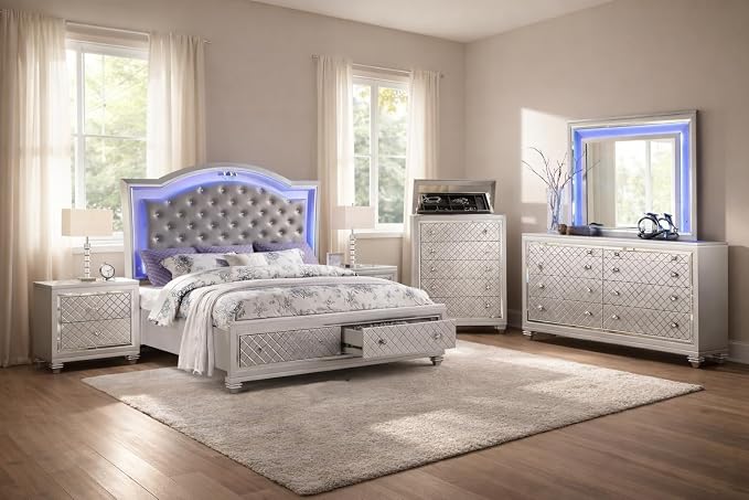 First of a Kind Shiney Contemporary 5 Piece Queen Bedroom Set High Gloss Silver by FirstofaKind