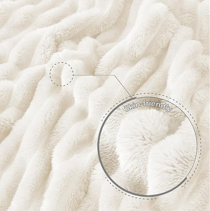 Exclusivo Mezcla Striped Queen Size Fleece Blanket - Image 5