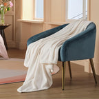 Bedsure GentleSoft Fleece Blanket Twin XL - Image 2