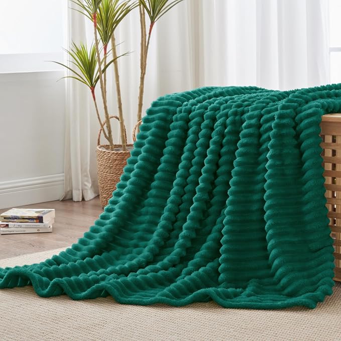 BEDELITE Ribbed Fleece Throw Blanket - Image 7