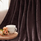 Exclusivo Mezcla Soft Fleece Throw Blanket - Image 7