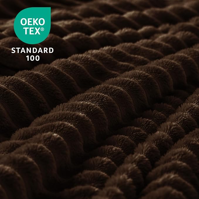 BEDELITE Ribbed Jacquard Dark Brown Fleece Twin Blanket - Image 4