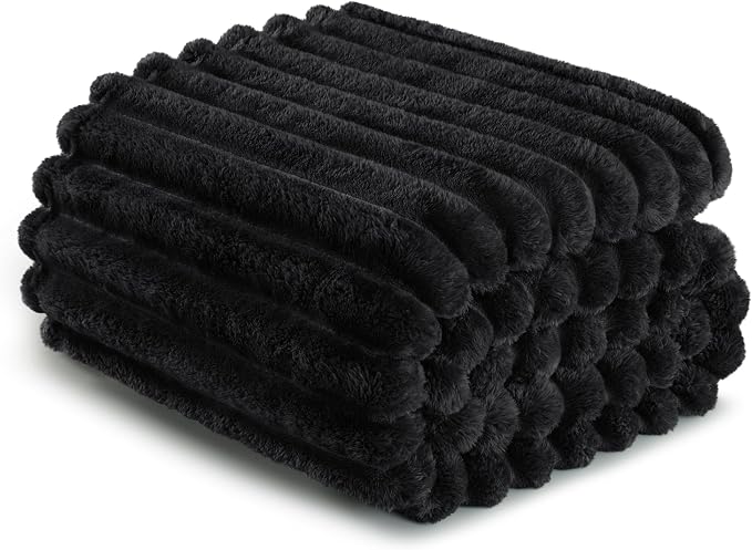 Exclusivo Mezcla Striped California King Size Fleece Blanket - Image 7