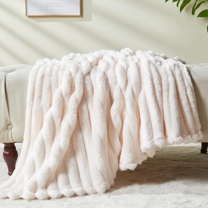 NEWCOSPLAY Fleece Ribbed Cozy Throw Blanket - Image 6