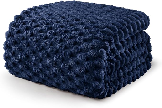 Exclusivo Mezcla 3D Fleece California King Blanket by ExclusivoMezcla