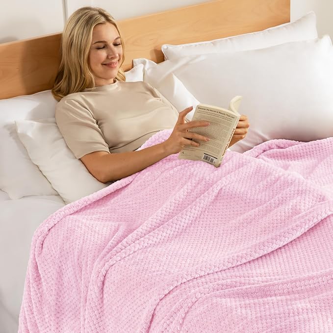 Exclusivo Mezcla Large Waffle Fleece Throw Blanket - Image 2