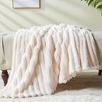 NEWCOSPLAY Fleece Ribbed Cozy Queen Blanket - Image 8