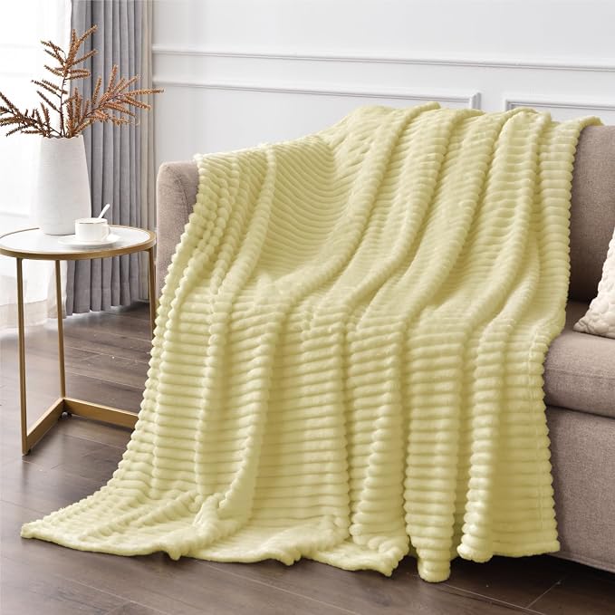 BEDELITE Transparent Yellow Fleece Throw Blanket - Image 4