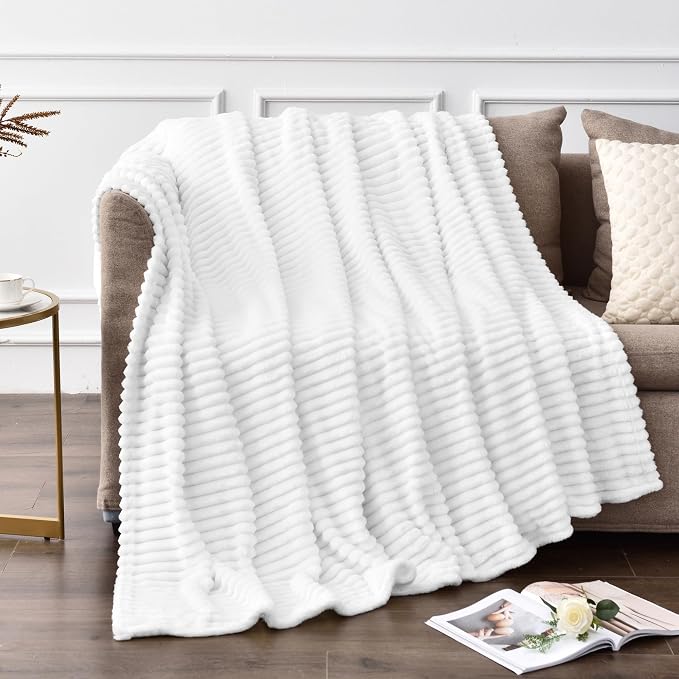 BEDELITE 3D Ribbed Jacquard White Fleece Twin Blanket by BEDELITE