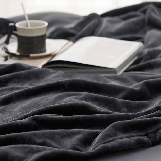 Bedsure GentleSoft Fleece Blanket Twin XL - Image 5