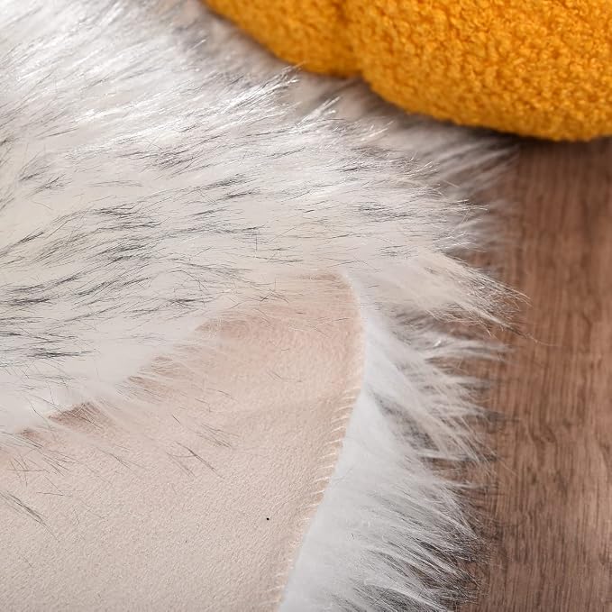 ORINOVA Grey and White Plush Machine Washable Area Rugs - Image 4