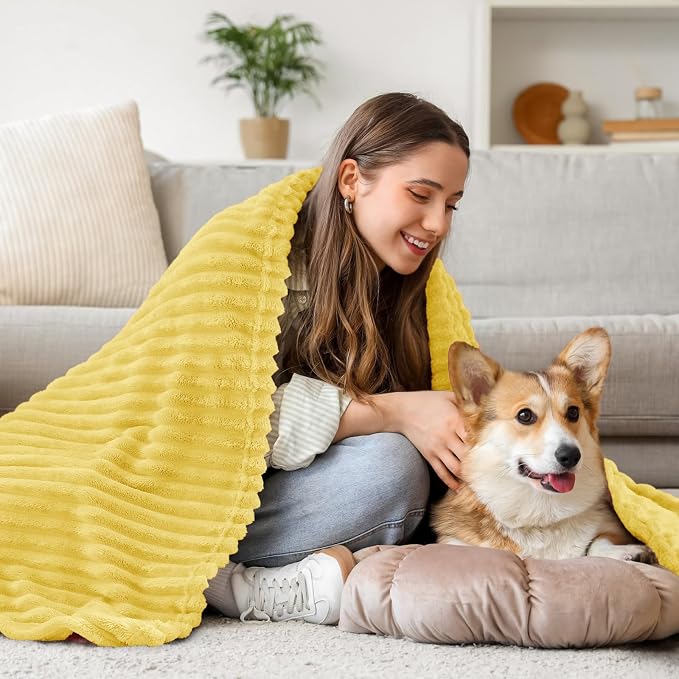 BEDELITE 3D Ribbed Light Yellow Fleece Throw Blanket - Image 7