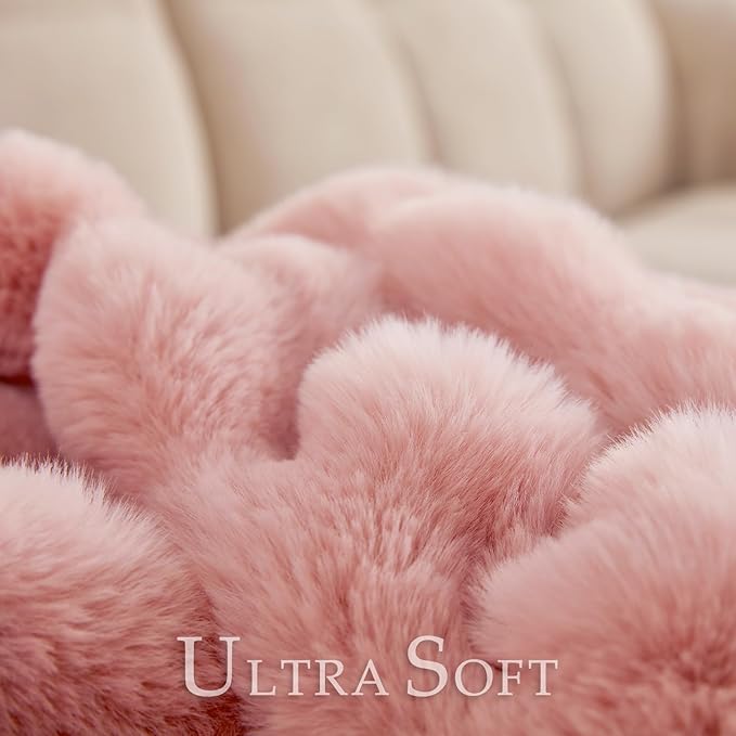 BENVWE Faux Fur Throw Blanket for Couch Bed - Image 3
