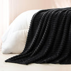 Exclusivo Mezcla Striped Fleece Throw Blanket - Image 6