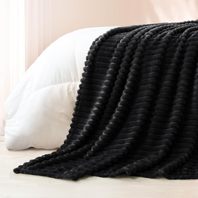 Exclusivo Mezcla Striped King Size Fleece Blanket - Image 6