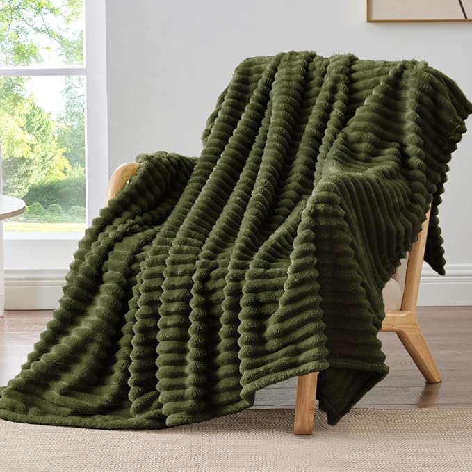 BEDELITE Ribbed Twin Blanket for Couch & Bed, Olive Green, Warm Yet Lightweight by BEDELITE