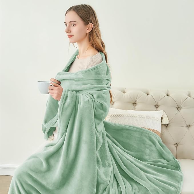 BEDELITE Fleece Blanket Soft Plush King Bed Blanket Mint Green 108"x90" | Ultra - Image 4