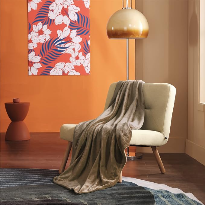 Bedsure GentleSoft Fleece Blanket Twin Size Camel - Image 6