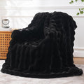 BENVWE Faux Fur Throw Blanket for Couch Bed by BENVWE