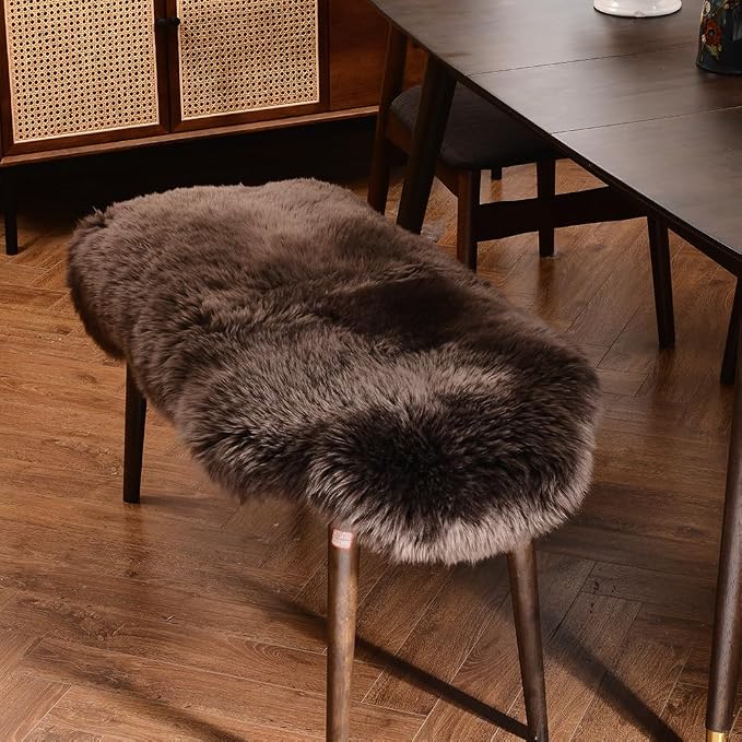 LLB Genuine Sheepskin Area Rug Wool Rug Fur Carpet Fluffy Shaggy Fur Rug - Image 4