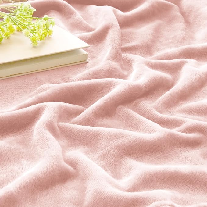 BEDELITE Fleece Blanket Soft Plush Throw - Image 4