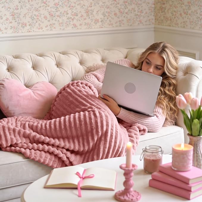 BEDELITE 3D Ribbed Jacquard Pink Fleece Throw Blanket - Image 2