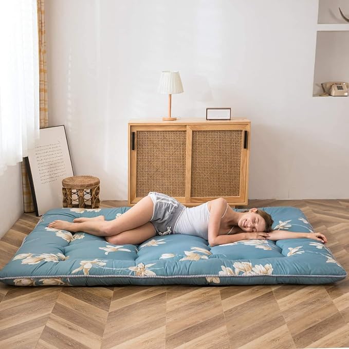 MAXYOYO Floral Printed Rustic Japanese Style Futon Foldable Roll Up Camping - Image 2