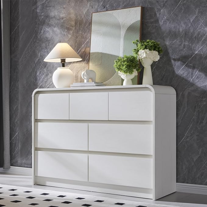 Aitjunz Modern 7 Drawers Dresser by AITJUNZ