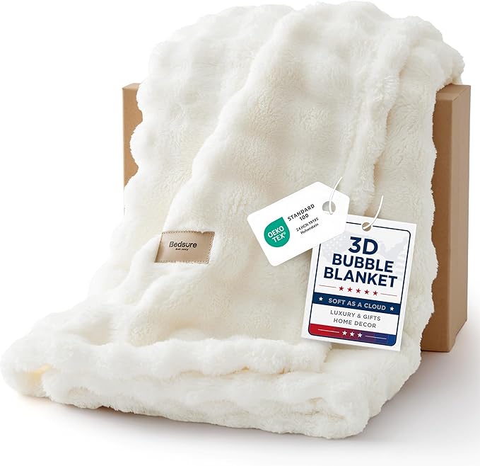 Bedsure 3D Fleece Bubble Blanket by BEDSURE