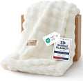 Bedsure 3D Fleece Bubble Blanket by BEDSURE
