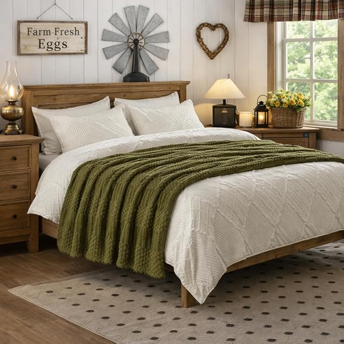 Green Throw Blanket - Image 4