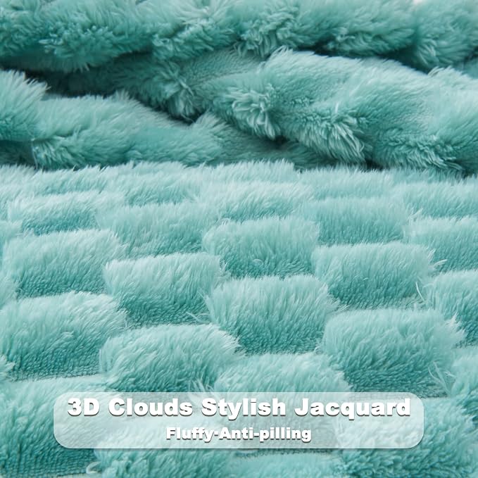 NEWCOSPLAY Fleece Clouds Cozy Twin Blanket - Image 5