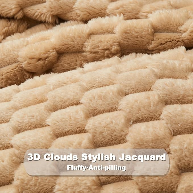 NEWCOSPLAY Fleece Clouds Cozy Queen Blanket - Image 5