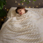 NEWCOSPLAY Fleece Ribbed Cozy King Blanket - Image 2