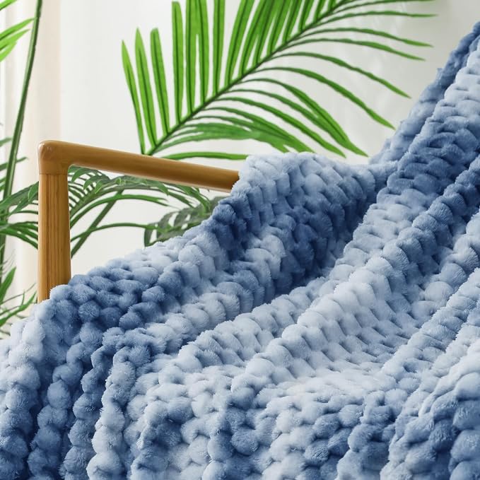 Exclusivo Mezcla Large 3D Fleece Throw Blanket - Image 4