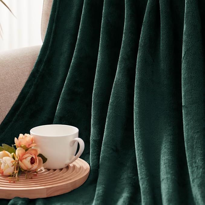 Exclusivo Mezcla Soft Fleece Throw Blanket - Image 7