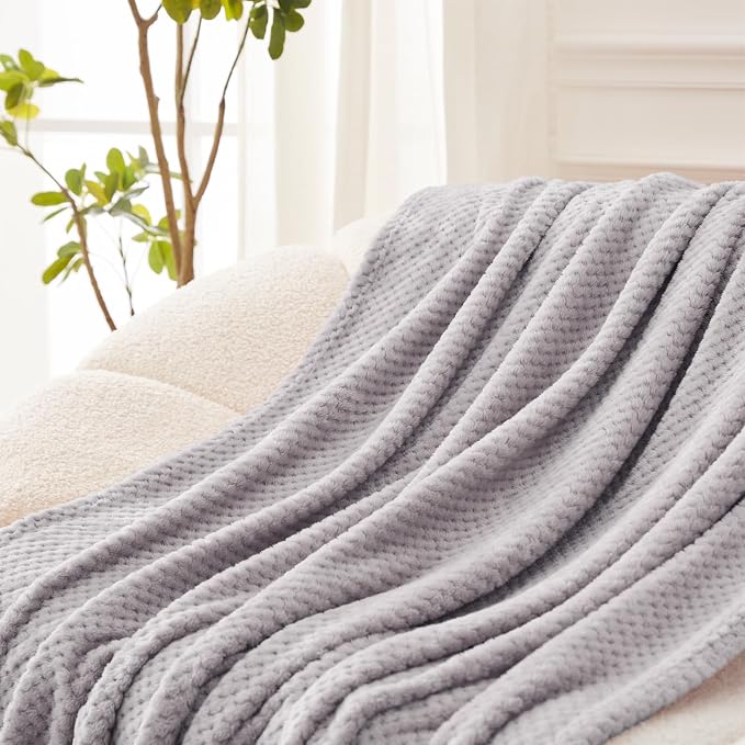 Exclusivo Mezcla Soft Waffle Fleece Bed Blanket Twin Size, Light Grey | - Image 4
