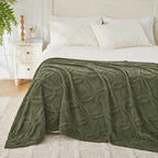 Green Throw Blanket - Image 5